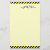 Dünne schwarze und gelbe Diagonalstreifen Briefpapier (Vorderseite)