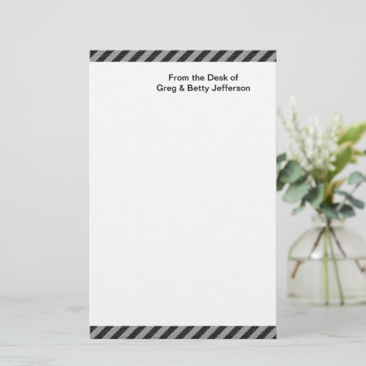 Dünne schwarze und graue Diagonalstreifen Briefpapier (Stehend Vorderseite)