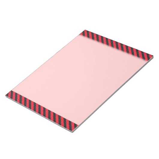 Dünne schwarze und rote Diagonalstreifen Notizblock (angewinkelt)
