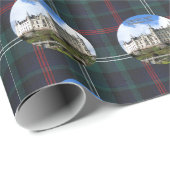 Dunrobin Castle on Blue Green Sutherland Tartan Geschenkpapier (Rolleneckpunkt)