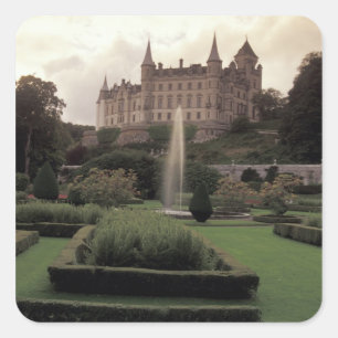 Dunrobin Castle, Schottland Quadratischer Aufkleber