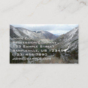Durch die verschneiten Sierra Nevada Berge fahren Visitenkarte