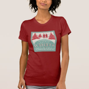 Durch einen winterlichen Wunderland wandern T-Shirt