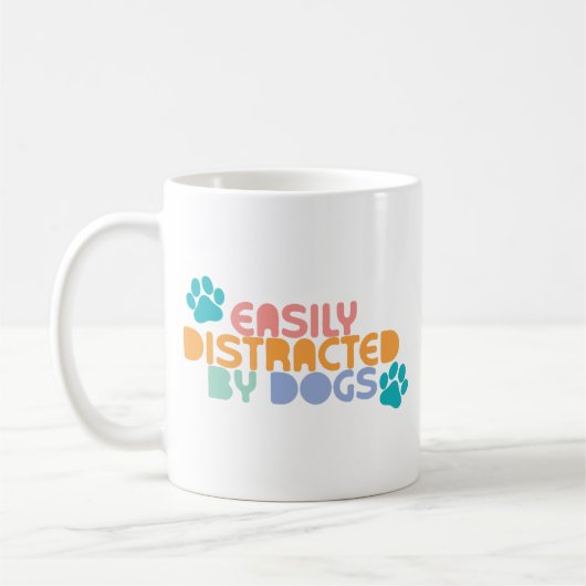 Durch Hunde leicht ablenkbar Kaffeetasse (Links)