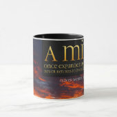 Durch neue Ideen erweiterter Geist Tasse (Zentrum)