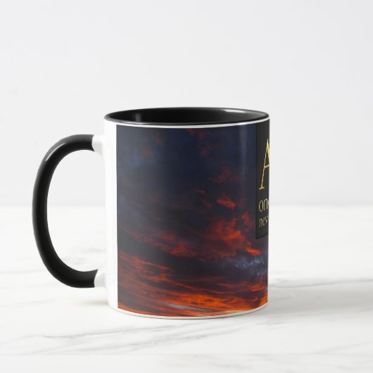 Durch neue Ideen erweiterter Geist Tasse (Links)