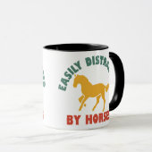 Durch Pferde leicht ablenkbar Tasse (VorderseiteRechts)