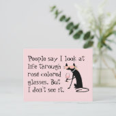 Durch Rosé-farbene Brille, Wine Pun Cat Postkarte (Stehend Vorderseite)