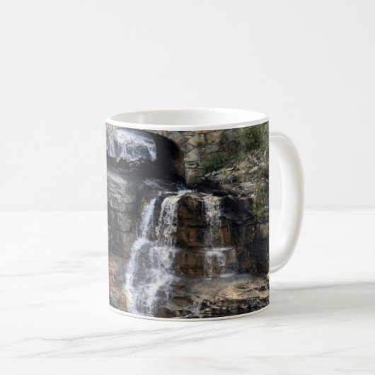 Durch Stein kaskadierend Kaffeetasse (VorderseiteRechts)