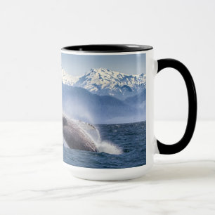 Durchbrechen des Buckel-Wals in Alaska Tasse