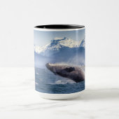 Durchbrechen des Buckel-Wals in Alaska Tasse (Zentrum)
