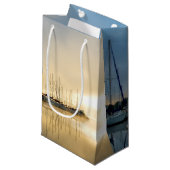 Durchbrechen II Kleine Geschenktüte (Vorderseite Schrägansicht)