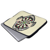 Durchbruch zum Bullseye - Ultimate Dartboard Laptopschutzhülle (Vorne Knopf)