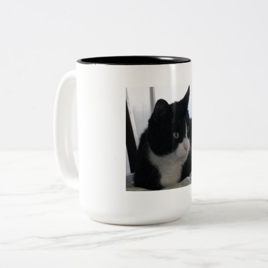 Durchdachte Tuxedo-Katzen-Tasse Zweifarbige Tasse (Vorderseite Links)