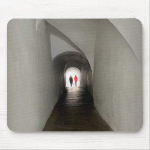 Durchqueren des Tunnels Mousepad