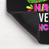 Durchschnittliche Nacho-Mittagessen-Dame Cinco De Mousepad (Ecke)