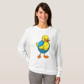 Dusche beim Baden mit Schwimmring T-Shirt (Vorne ganz)