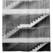 Duschvorhang auf der Treppe (Vorderseite)
