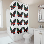 Duschvorhang aus Rot, Grün und Schwarz (Beispiel)