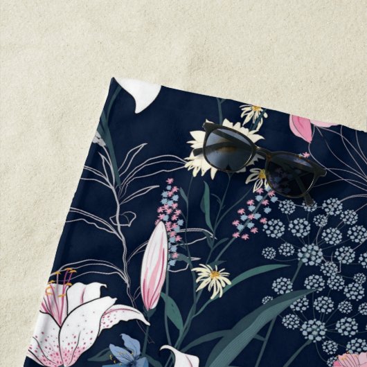 Duschvorhang für ästhetische Blumen Strandtuch (Beispiel)