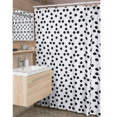 Duschvorhang mit schwarzen und weißen Kreisläufen