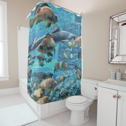 Duschvorhang mit Wasserkocher (Beispiel)