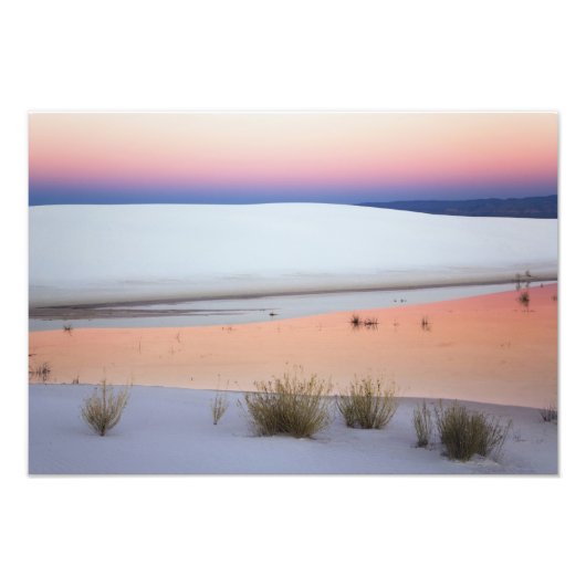 Dusk Himmel reflektiert in Pool Wasser aus Fotodruck (Vorne)