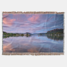 Dusk Sky Reflections auf Loch Carron