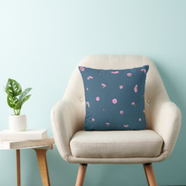 Dusky Blue Japanese Pink Cosmos Floral Pattern Kissen