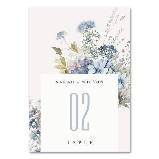Dusky Blue Watercolor Hütte Blumenzwiebeln Tischnummer (Rückseite)