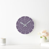 Dusky Lila Crochet Chart Background Round Clock Runde Wanduhr (Zuhause)