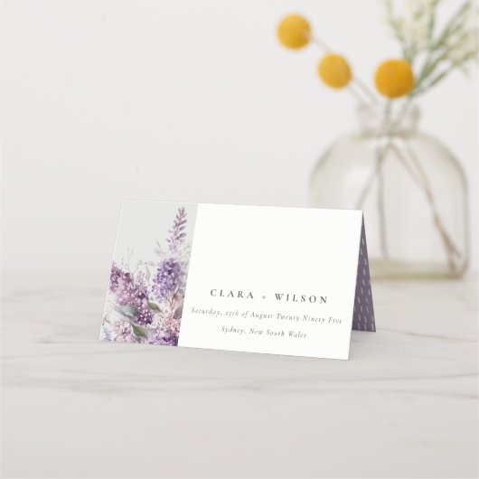 Dusky Lilac Hütte Floral Watercolor Wedding Platzkarte (Vorderseite)