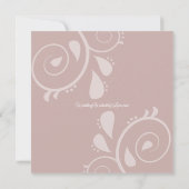 Dusky Petals und Soft Serenity Floral Wedding Einladung (Rückseite)
