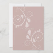 Dusky Petals und Soft Serenity Floral Wedding Einladung (Rückseite)