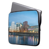 Düsseldorf Deutschland Laptopschutzhülle (Vorderseite Links)