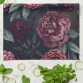 Düster florale Wasserfarbe Dunkelrotes Muster Geschirrtuch (Gefaltet)