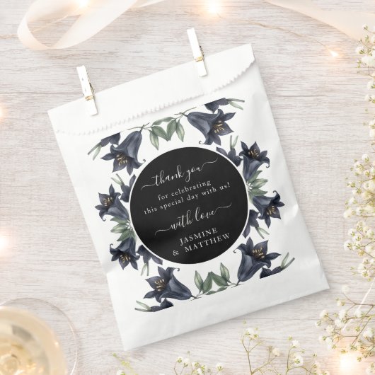 Düstere schwarze Blumenklassiker - Danke, Chic-Hoc Geschenktütchen (Ausgeschnitten)