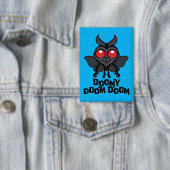 Düsterer Doom Doom Süßer Mothman Kryptid Button (Insitu)