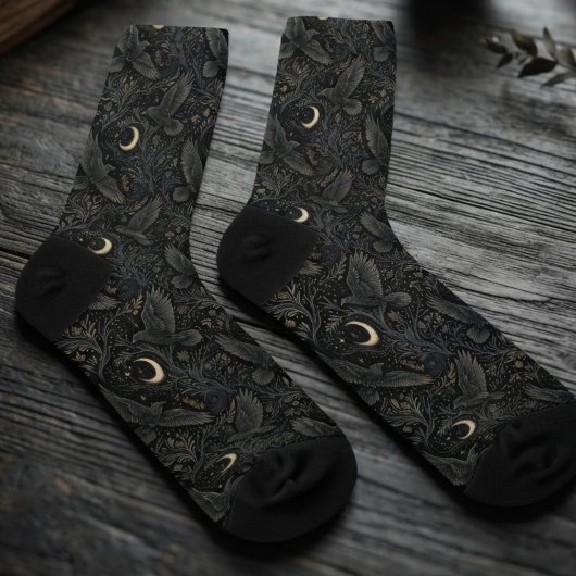 Düsterer Obsidian-Barock-Rabe Socken