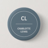 Düstergraues Monogramm-Minimal-Modern-Design Button (Vorderseite)