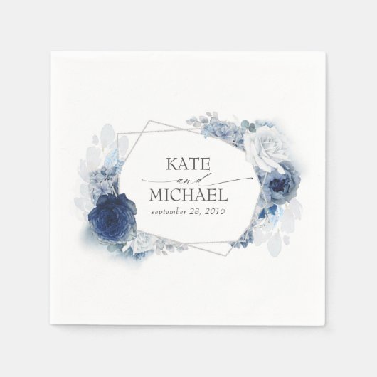 Dusty and Navy Blue Floral Silver Wedding Serviette (Vorderseite)