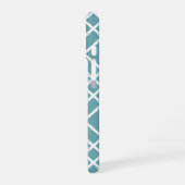 Dusty Aqua Bamboo Lattice Muster Monogram iPhone 16 Hülle (Linke Seite)