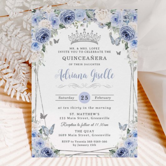 Dusty Baby Blue White Floral Silver Quinceañera 16 Einladung