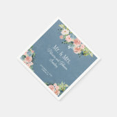 Dusty blau floral Mr & Mrs. elegante Skript Hochze Serviette (Ecke)
