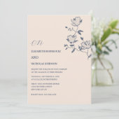 Dusty blauen Blumen Klassische Hochzeit Einladung (Stehend Vorderseite)