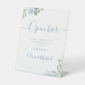 Dusty blauen Drehbuch rustikal Hochzeit Open Bar Sockelschild (Vorderseite)