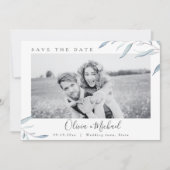 Dusty blauen Foto Hochzeit speichern Sie das Datum Einladung (Vorderseite)