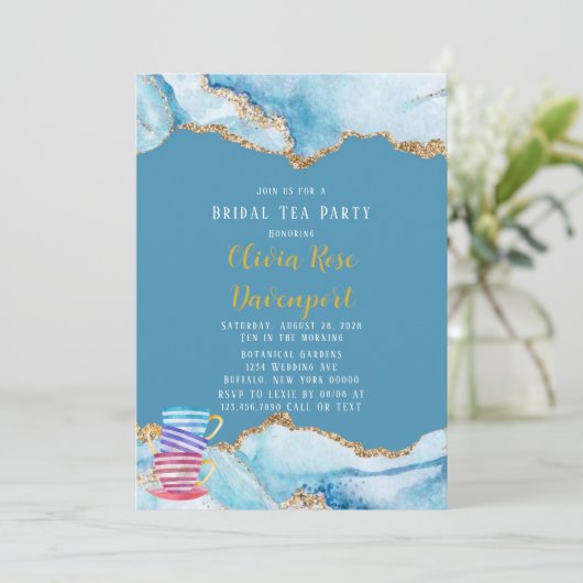 Dusty Blue and Gold Agate Bridal Tee Party Einladung (Stehend Vorderseite)