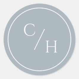 Dusty Blue and White Round mit 2 Initialen Runder Aufkleber