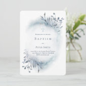 Dusty Blue Aquarell Baptism Baby Einladung (Stehend Vorderseite)